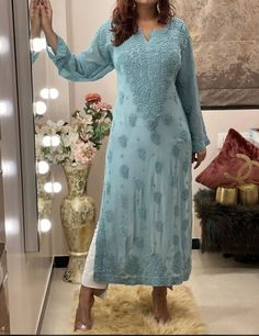 Net Kurti Designs Style Party Wear, Kurta Designs Women Casual, Kids Dress Collection, Trendy Outfits Indian, Pretty Quinceanera Dresses, Long Kurti Designs, Desi Fashion Casual, Indian Dresses Traditional, Designer Saree Blouse Patterns