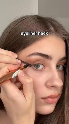 How To Remove Eyeliner From Eyes, Tricks For Eyeliner, How To Apply Eyeliner Liquid, How To Apply Liner Eyeliner Tutorial, How To Get The Perfect Winged Eyeliner, How To Line Eyes Apply Eyeliner, Eyeliner How To Apply, Eye Wing Tutorial Liquid Liner, How To Apply Perfect Eyeliner