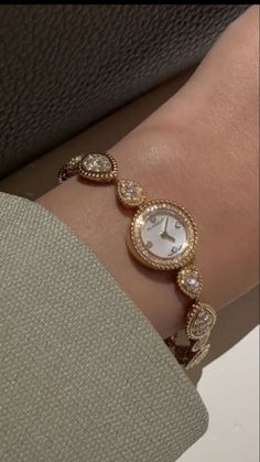 Expensive Jewelry Aesthetic, Dorothy Dandridge, Smink Inspiration, Wrist Jewelry