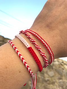 Set of 4 PCS, Turkey Flag Bracelet, Macrame Braided Bracelet, Red White Bracelet, Red Macrame Bracelet, Friendship Bracelet Set, Handmade Make yourself or your loved ones happy with this beautiful braided Red snd White bracelet. Color: Red and White Size: One size fits all. ( message me for custom size) :) Material: String This offer includes 4 bracelets, as shown in the pictures. Fineonejewelry Main Page https://www.etsy.com/shop/fineonejewelry ❤ Thanks for visiting and hope you enjoy shopping One Color Bracelet, Red And White Friendship Bracelet, White Braided Beaded Bracelets As Gift, Adjustable Braided Red Jewelry, Friendship Bracelet Set, Red Adjustable Cord Friendship Bracelets For Beach, Red Macrame Beaded Bracelets For Friendship, White Braided Bracelet For Friendship, White Braided Friendship Bracelet