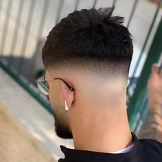 Mens Fades, Fohawk Haircut Fade, Medium Fade Haircut, Fohawk Haircut, Mid Skin Fade, Fade Hairstyle, Mid Fade Haircut, Best Fade Haircuts, Drop Fade Haircut