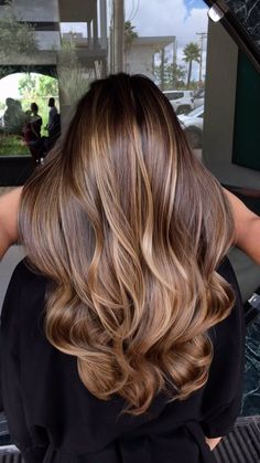 Hair Color Caramel, Lip Hair, Hair 2024, Hair Dye Colors, Hair Color Balayage