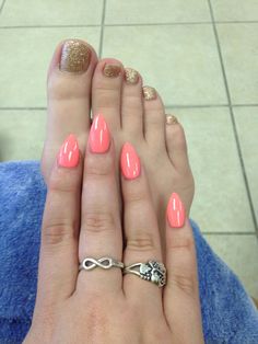 Coralpink stiletto nails and gold toes. Done by Henry at Kristy Nails, Denton Tx. Perfect Gift Nails And Toes, Pink Stiletto Nails, Nail Acrylic, Different Nail Designs, Oval Nails, Pretty Bracelets, Star Bracelet, Stiletto Nails, Perfect Gift For Her