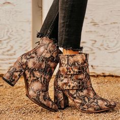 Exotic Shoes, Best Boots, Unique Boots, Women's Booties, Handcrafted Boots, Freebird By Steven, Snake Leather, Zipper Heels, Cool Boots