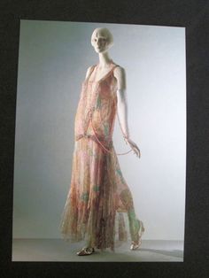 Just in! This unique Evening Dress by Callot Soeurs 1922 - V & A Museum Postcard - unposted for £3.50. 
#jewellery #royalcollectables #vintage #silverjewellery #glassware #celticjewellery #pottery #porcelain #collectables #antiques Museum Dress, Callot Soeurs, 20s Dress, 20's Dress, 1920s Fashion, Historical Dresses, Victoria And Albert, Victoria And Albert Museum, Evening Dress