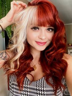 Copper And Gold Hair, Red And Blonde Split Dye, Ginger Split Dye, Two Tone Red Hair, Ginger And White Hair, Split Hair Color Ideas, Copper Hair With Blonde, Split Hair Color, Split Hair Dye