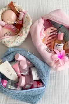 Feminine Outfits Girly, Basic Skin Care, Everyday Bag Essentials, Girl Essentials, Skin Care Aesthetic, School Bag Essentials, Girls Album, Care Aesthetic, Pretty Skin Care