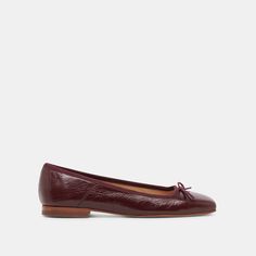 Anisa Ballet Flats | Cranberry Crinkle Patent Flats by Dolce Vita Heeled Ballet Flats Outfit, Wishlist Clothes, Burgundy Ballet Flats, Maroon Shoes, Burgundy Flats, Ballet Flats Outfit, Patent Leather Ballet Flats, Chic Flats, Flats Outfit