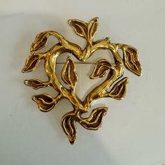 Authentic 90s Vintage Christian Lacroix Heart Petal Broach. Part Of It Must Have Broken Off At Some Point (Zoomed In On The Last Photo) But It’s Honestly Hardly Noticeable. These Broaches Tend To Resell For Around $700-$1000 So This Is A Serious Steal! Excellent Vintage Condition Besides The Small Broken Part. Beautiful Gold Tone. Christian Lacroix Jewelry, Christian Lacroix, Cross Jewelry, Gold Heart, 90s Vintage, Heart Of Gold, Vintage Gold, Costume Jewelry, Gold Tones