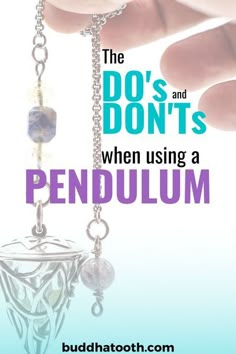 Crystal Pendulum How To Use, Pendulum Witchcraft, Crystals Healing Grids, Chakra Pendulum, Divination Methods, Pendulum Necklace, Chakra Health, Pendulum Board, Spirit Communication