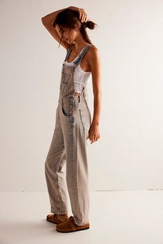 Denim Overalls Outfit, Overalls Fall, Overall Outfit, Overalls Outfit, Jumpsuit Outfit, Overalls Women, Denim Overalls, Sapphire Blue, Pocket Detail