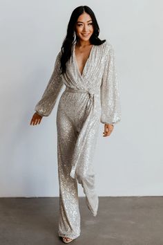 Sequin Theme Party Outfit, Bachelorette Jumpsuit, Trousers Outfit Ideas, Silver Jumpsuits, Anniversary Outfit, Trousers Outfit, Dresses Velvet, Disco Theme