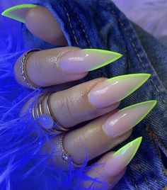 Stiletto Nail Ideas, Acrylic Nails Stiletto, Stilleto Nails Designs, Stiletto Nails Short, Caribbean Queen, Pointy Nails, Stiletto Nails Designs, Summer Acrylic Nails, Glam Nails