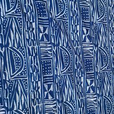 Ndop Satin Silk Atoghu Bamileke African print fabric - Afrilege Blue African Print, African Batik Fabric, African Shirt, African Tattoo, Africa Food, Fashion Textiles, Dresses African, Central Africa, African Shirts