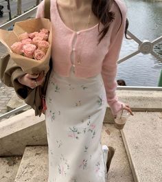 Floral Feminine Aesthetic, Fresh Aesthetic Outfit, Light Pink Dress Outfit Casual, Soft Girl Aesthetic Outfit Summer, Pink Church Outfits, Soft Feminine Aesthetic Outfits, Soft Girl Aesthetic Outfit Pink, Soft Style Aesthetic, Girly Outfits Modest