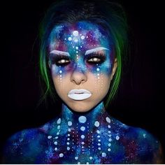 Pinterest: delete_feelings Alien Make-up, Alien Makeup, Pretty Halloween, Scary Makeup