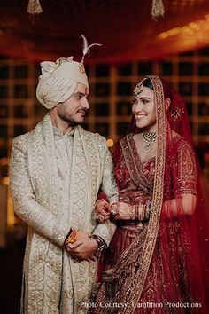 Couple Wedding Dress Indian Matching Red, Peach Sherwani Indian Groom, Bride Groom Reception Outfit Indian, Bride And Groom Indian Wedding Outfit Red, Indian Couple Wedding Outfit, Groom Indian Wedding Outfits Sherwani, Bride Groom Photos Indian, Indian Wedding Groom Outfits, Wedding Portraits Indian