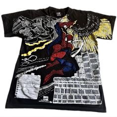 Giant 1993 Spider-Man Tshirt Size L Man Thing Marvel, Tshirt Colors, Spiderman, Men's T Shirt, Print Design, Mens Accessories, Mens Shirts, Man Shop, Outfit Accessories