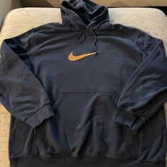 Vintage Nike Check Center Swoosh Logo Hoodie Sweatshirt Brand: Nike Color: Blue Size: Men’s Xxl Condition: Used - Good Please Note: Color May Vary Slightly Due To Screen And Lighting. All Items, Unless Marked Nwt, Are Gently Used And May Have Signs Of Wear. Any Flaws/Imperfections Will Be Called Out In The Description. Please View All Photos For Condition And Feel Free To Message Me For More Pictures Or Measurements. Please Wash All Items Prior To Wear. Want This Piece For A Lower Price? Then, S Travis Scott Hoodie, Black Nike Hoodie, Nike Tracksuit, Nike Sweatshirts, Vintage Hoodies, Grey Nikes, Blue Nike, Nike Hoodie, Travis Scott