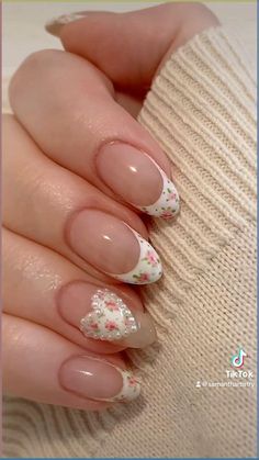 Coquette Valentines Day, Coquette Valentines, Korean Nail Art, Spring Nail Designs, Pearl Nails, Spring Nail Art