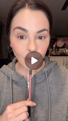 Erica Taylor, Natural Beauty Diy, Ladies Style, Face Makeup Tips, Exterior House Colors, Diy Natural Products, Beauty Secrets, Makeup Tips