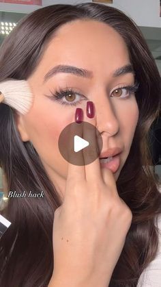 Makeup Hacks Tutorials, Makeup Mistakes, Makeup Hacks, Beauty Expert, Try It, Fashion Makeup, Makeup Tutorial, Makeup Looks