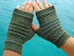 Handknit mitts | by sailingknitter Gansey Knitting, Mittens Knitting Pattern, Knitting Mittens, Mittens Knitting, Simply Knitting, Fingerless Mittens