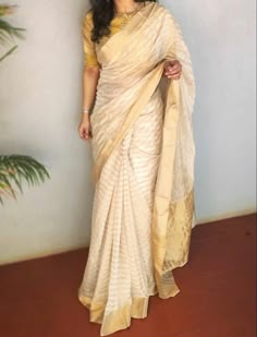 Kerala Saree With Golden Blouse, Tissue Set Saree Kerala, Onam Saree Blouse, Onam 2023, Onam Saree Kerala, Set Saree Kerala, Simple Saree Blouse Designs, Kerala Kasavu Saree