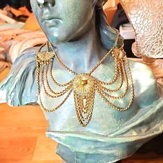 Rare Festoon Medallion Necklace. This Is Amazing Circa 20's Brass Medallion Festoon Chain Bib, Brass Rollover Chain Measures 26", Secure Flower Closure. Gold Art Deco Necklaces For Party, Roman Clothes, Festoon Necklace, Work Necklaces, Betsey Johnson Necklace, Makeup Accesories, Lovers Necklace, Fairy Necklace, Hair Tattoos