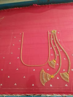 Blouse Design Images, Simple Embroidery Designs, Aari Work Blouse, Ladies Blouse Designs, Hand Work Blouse, Simple Blouse Designs, Maggam Work Blouse Designs, Blouse Designs Silk, Elegant Blouse Designs