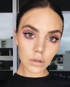 Eye Makeup Looks, Purple Eyeshadow, Makeup Tips For Beginners, Make Up Looks, Hazel Eyes