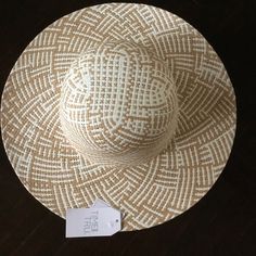 Super Cute And Elegant! Wide Brim; Two-Tone Pattern To The Beach Or Beyond, Time And Tru’s Straw Hat Adds A Cute Accent To Your Look. A Stylish Way To Stay Shaded, This Two-Tone Hat Tops Any Look Off To Perfection. Slip It Into Your Sunny-Day Rotation And Watch The Compliments Come Rolling In. Hawaiian Phrases, Flax Flowers, Wide Brimmed, Straw Hat, New Woman, Sunny Days, Two Tone, The Beach, Straw