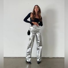 4th & Reckless Zelda Metallic Trouser Straight Leg Sparkly Wide Leg Pants, New Years Fashion, Nye Outfits Parties, Silver Pants Outfit, Metallic Pants Outfit, Clothes Tiktok, Tiktok Finds, Metallic Trousers, Silver Pants