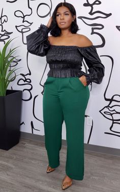 Hunter Green Trouser Pants – Shop Blu Icon Green Slacks Outfit, Green Pants Black Top, Emerald Green Outfit Ideas, Green And Black Outfits, Silk Pants Outfit, Green Slacks, Emerald Green Outfit, Colored Pants Outfits, Slacks Outfit