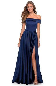 Satin Ballgown, Ballgown Dress, Homecoming Court, Ball Skirt, Long Blue Dress, Satin Evening Dresses, Prom Dress Stores, Graduation Dresses, Prom Dress Styles