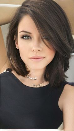 Medium Length Hair Cuts, Hair Today, Great Hair, Layered Hair, Gorgeous Hair, Hair Day