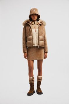 Moncler Beige Marne Teddy Short Down Jacket: discover all the exclusive styles of Short Down Jackets for Women. Shop from the official online store Moncler US and get free delivery. Ski Jackets For Women, Moncler Jacket Women, Personalized Jacket, Jacket Outfit Women, Moncler Jacket, Cardigan Shirt, Active Life, Outerwear Outfit, Down Jackets