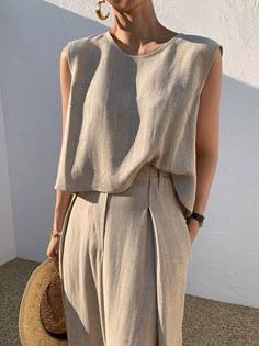 Women Plain Summer Urban No Elasticity Regular Fit Sleeveless Regular H-Line Regular Tank Tops Loose Sleeveless Top, Knit Lace Dress, Two Piece Sets Summer, Wide Leg Pant Suit, Ruffle T Shirt, Women Vest, High Waist Wide Leg Pants, Office Outfits Women, Oversize Women