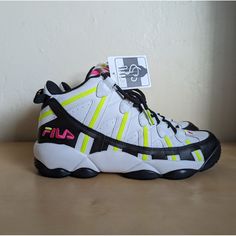 This Is For An Authentic, Brand New Pair Of Fila Stackhouse Spaghetti White Black Yellow Sneakers 1bm01792-115 Men’s Size 11. Original Box Not Included. I Will Ship Fast, Same Or Next Business Day. I'm A Trusted Seller With Excellent Feedback, You Can Buy With Confidence. I Don't Accept Returns, So Please View All Photos Carefully And Read Descriptions In Full. Feel Free To Ask Any Questions. I Have Many Other Items Available And Much More, Please Take A Look At My Other Items. Thank You For Loo Fila Stackhouse Spaghetti, Mens White Tennis Shoes, All White Sneakers, Yellow Sneakers, White Tennis Shoes, Mens Athletic Shoes, Barefoot Shoes, Retro Sneakers, Trail Shoes