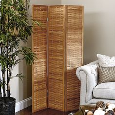 a screen shot of a room divider made out of wickers and bamboo