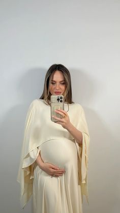 Pregnant, minimal, pregnancy outfit, modest, yellow dress, modest dress Pregnant Graduation Outfit, Pregnant Cozy Outfits, Muslim Pregnancy Outfits, Dressy Pregnancy Outfits, Modest Maternity Photoshoot, Pregnant Aesthetic Outfit, Dress For Baby Shower Mom, Modest Pregnancy Photoshoot, Pregnancy Outfits Aesthetic