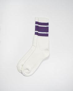 One size fits all Wash cold, Do not tumble dry Made in Japan Material Cotton 90% Polyester 9% Polyurethane 1% Winter Sporty Socks With Ribbed Cuffs, Sporty Winter Socks With Ribbed Cuffs, White Ribbed Cotton Socks, Casual White Ribbed Socks, White Casual Socks With Ribbed Cuffs, Casual White Socks With Ribbed Cuffs, Comfortable Purple Cotton Socks, White Sports Socks For Winter, White Sporty Socks For Winter