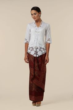 Indonesian Clothing, Kebaya Lace, Batik Dress Modern, Kebaya Wedding, Batik Kebaya