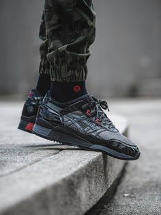 David Z x Asics Gel Lyte 3 Vader - 2008 (byone_man_army.07) Sneaker Jordan, Ronnie Fieg, Nike Vans, Jordan Adidas, Asics Shoes, Shoe Tree