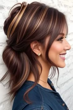 50+ Fall Hair Trends We’re Absolutely Loving for 2024 - HubPages Hair Trends Fall 2024, 2014 Hairstyles, Rambut Brunette, Long Haircut, Brunette Hair With Highlights, Fall Hair Cuts, Fall Hair Trends, Fall Hair Color For Brunettes, Hair Color Auburn