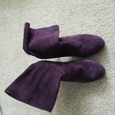 Size 8. 4 Inch Heel. Never Worn. Deep Purple Suede Casual Purple High Heel Boots, Purple High Heels, Wedding Converse, Flat Heels, Flat Heel Boots, Costume Shoes, Purple Suede, Suede Flats, Heels Boots