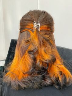 Orange To Black Hair, Fox Tips Hair Dye Brown Hair, Fox Hair Dye Style, Fox Inspired Hair, Fox Colour Hair, Fox Tip Hair, Foxtail Hair Color, Foxtail Hair, Fox Color Hair