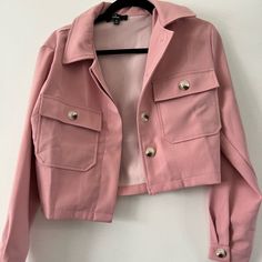 Never Worn Lulus Pink Shacket Size S Cute Winter Coats Pink, Trendy Pink Cropped Jacket With Pockets, Chic Pink Cropped Outerwear, Chic Cropped Pink Outerwear, Pink Cropped Outerwear For Work, Cropped Pink Outerwear For Work, Trendy Winter Jackets For Women, Pink Jacket Aesthetic, Winter Jackets Women Aesthetic