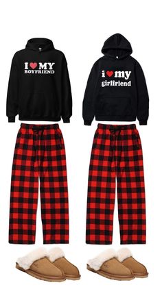 Matching Pajamas For Couples Cute, Couples In Christmas Pjs, Boyfriend Matching Pajamas, Matching For Couples Ideas, Match Pajamas Couples, Matching Jammies For Couples, Christmas Pajamas Matching Couple, Couple Machine Outfits, Cozy Couple Outfits