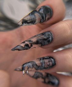 Nail Nail Designs, Acrylic Nails Ideas, Horror Nails, Art Designs Ideas, Halloween Acrylic Nails, Hippie Nails, Punk Nails, Gothic Nails, Goth Nails